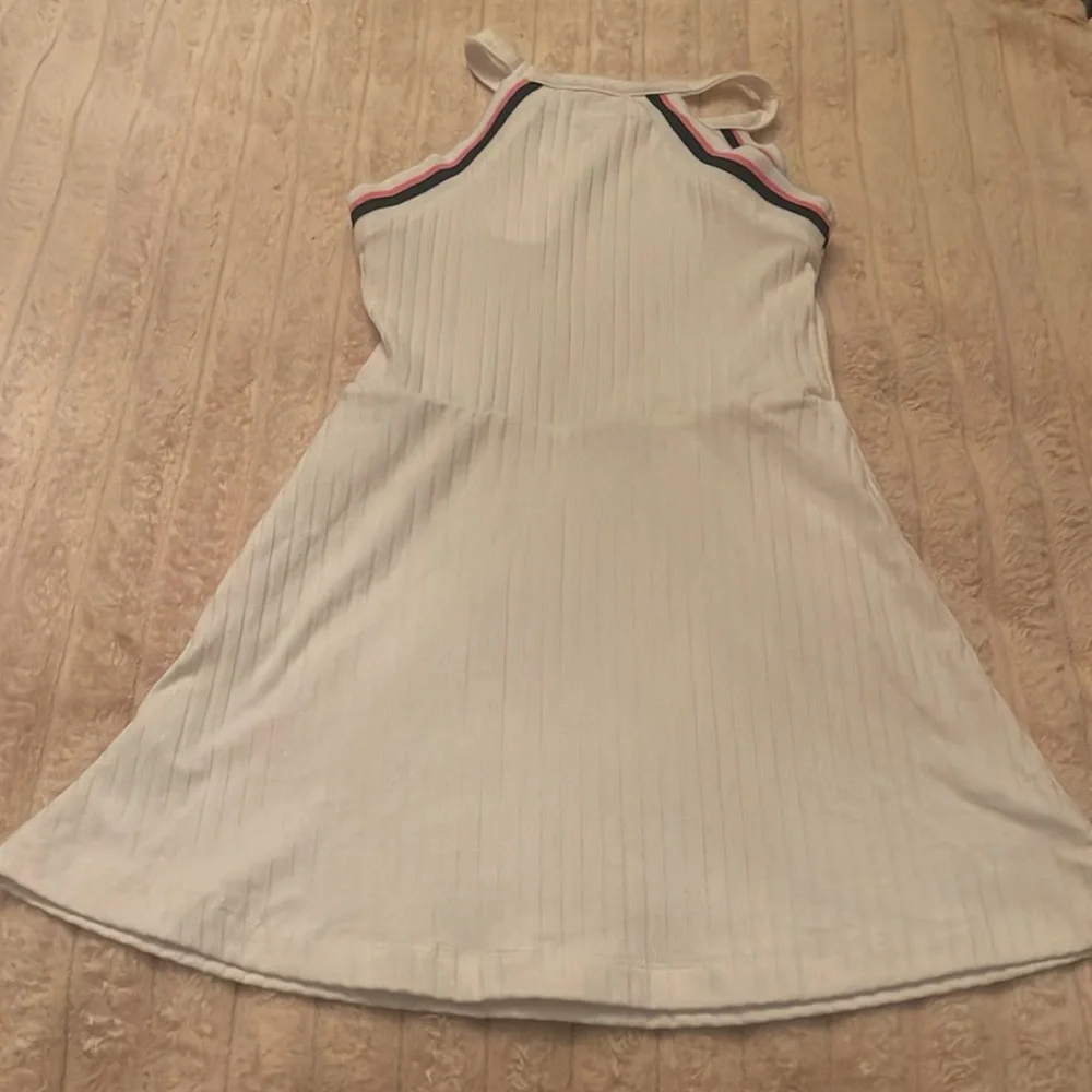 American Eagle Outfitters chic white